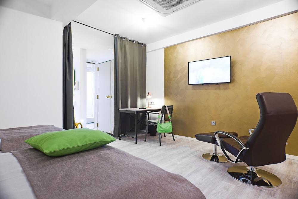 Nunohotel Κολωνία Εξωτερικό φωτογραφία