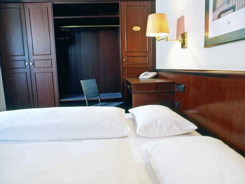 Nunohotel Κολωνία Εξωτερικό φωτογραφία